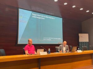 Santiago Escobar participa en una conferencia sobre especialización de la nueva realidad digital en el ICAV