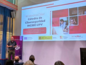 Santiago Escobar presenta la Cátedra de Ciberseguridad INCIBE-UPV en la 20ª edición de la Semana Informática